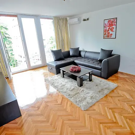 Apartment Mb Rijeka
