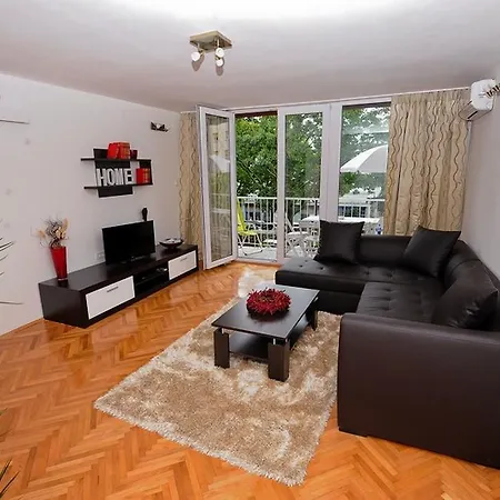 Mb Apartment